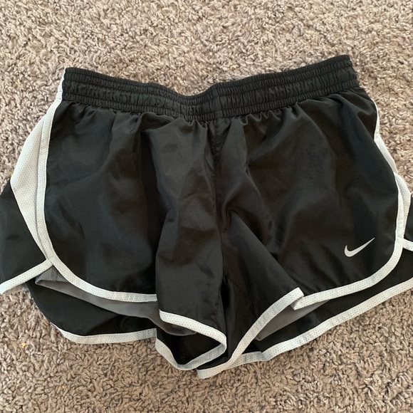 Nike shorts - Picture 1 of 1